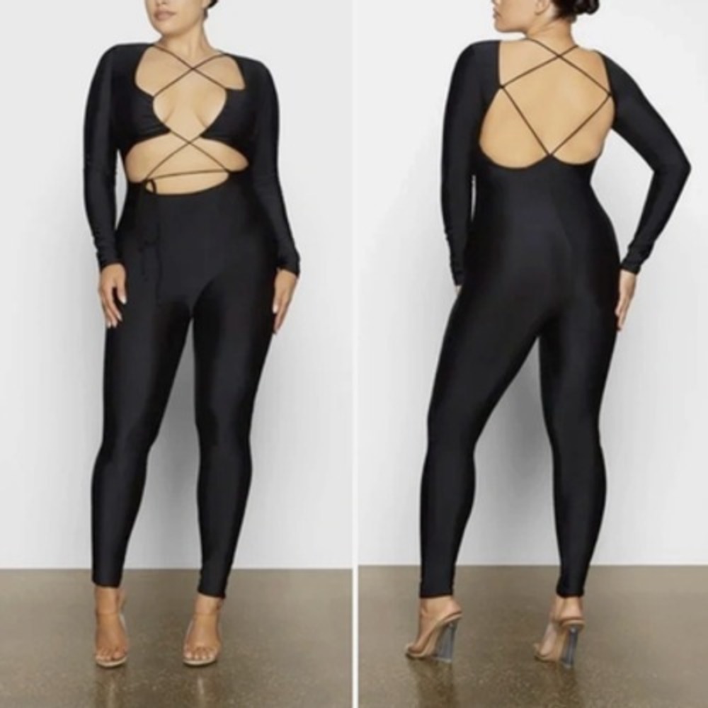 Skims Catsuit Womens Medium Black Strappy V Neck Party Club‎ Jumpsuit